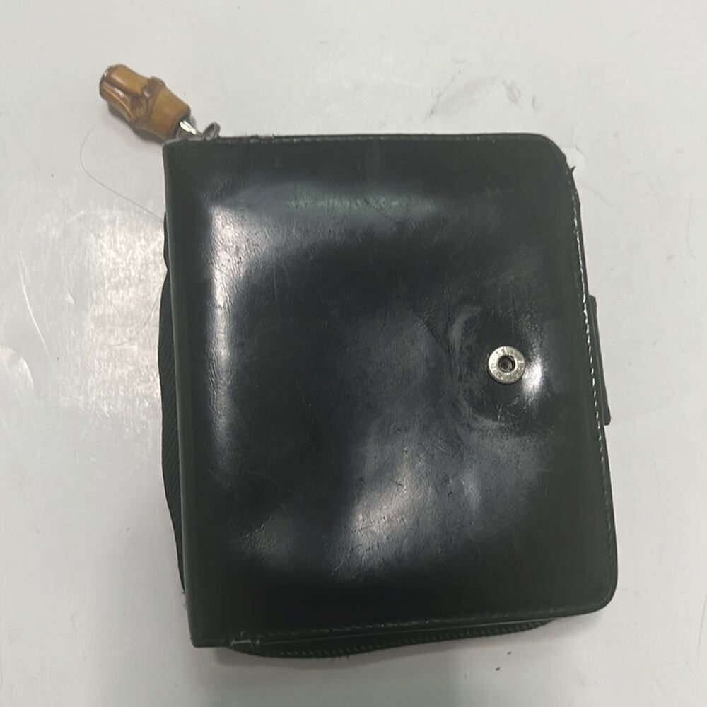 GUCCI VINTAGE OLD BOMBOO PATENT/CANVAS WALLET/PURSE.